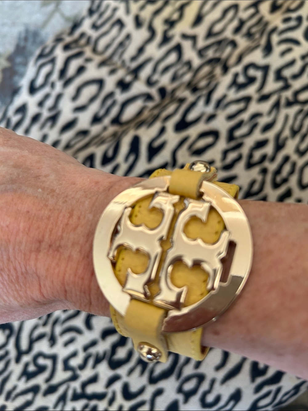 Yellow Leather Logo Buckle Bracelet - Picture 2 of 5